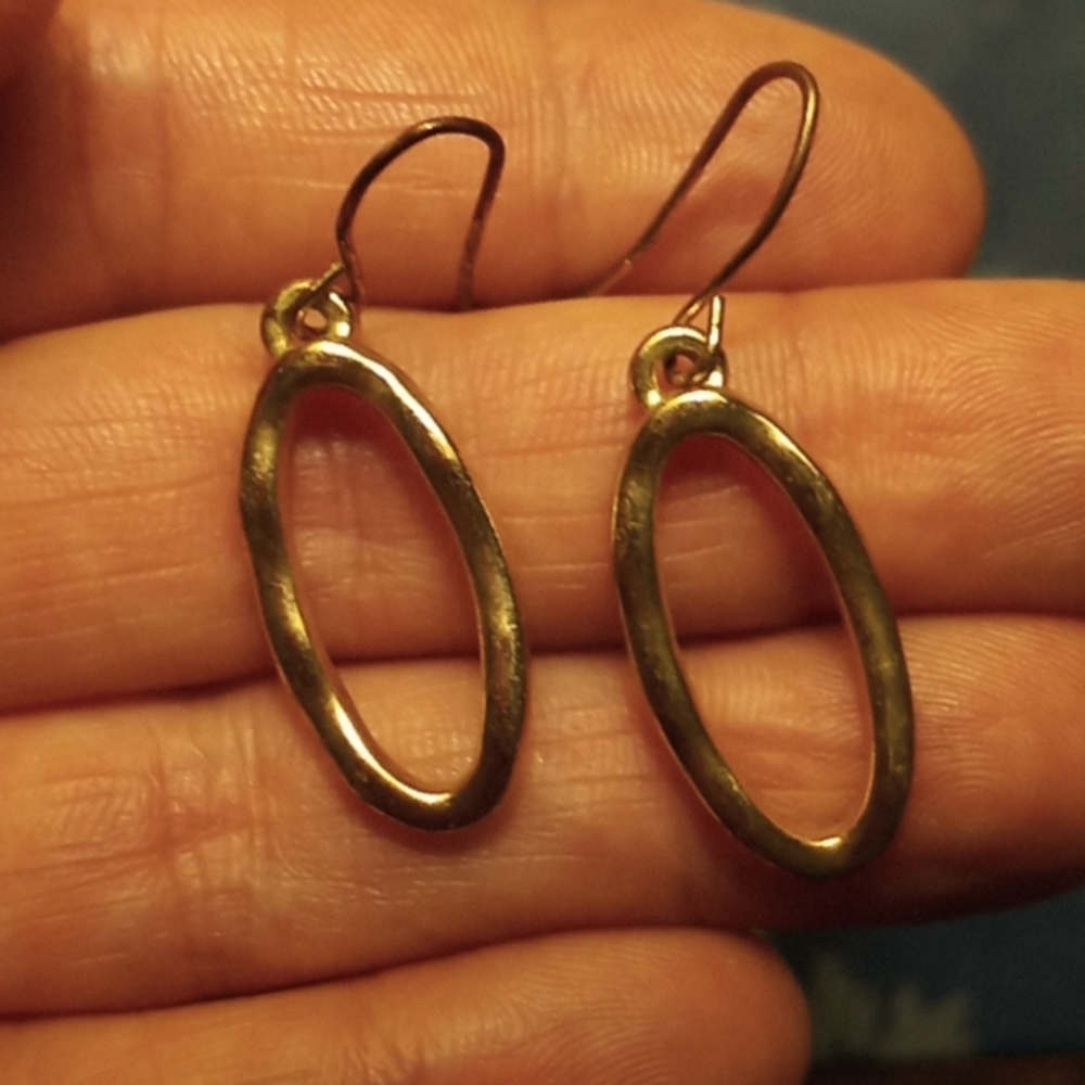 Gold oval drop earrings